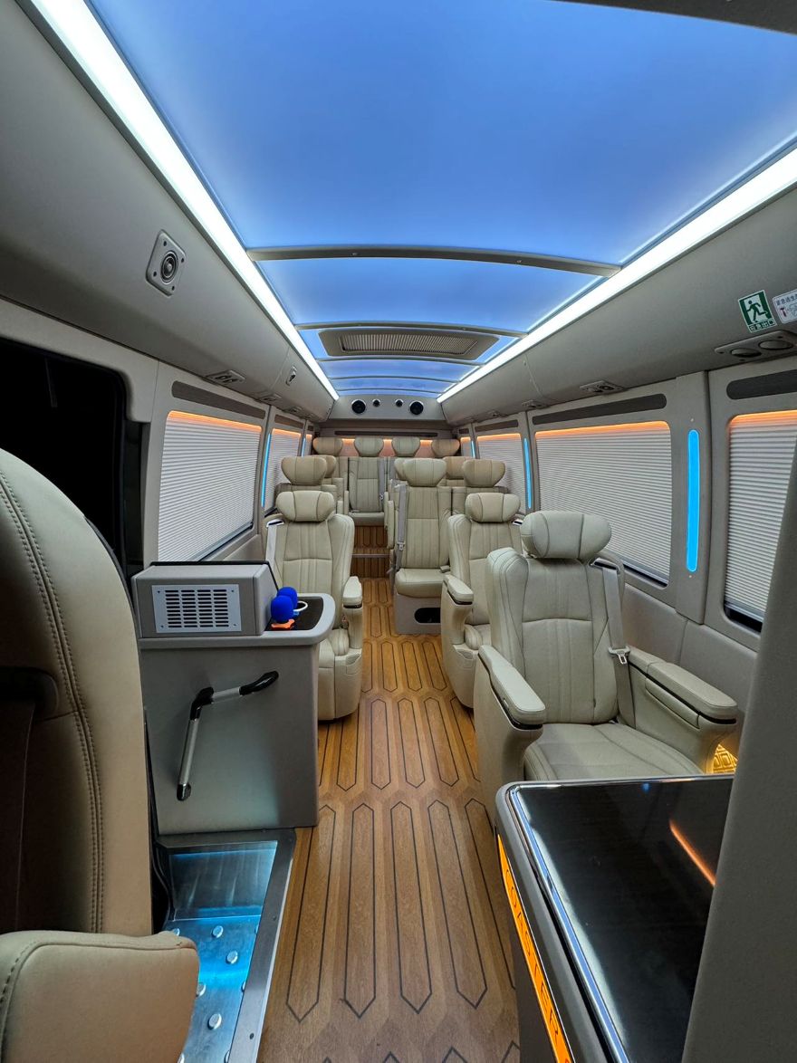 �Ϻ����A��˹���а�܇���U